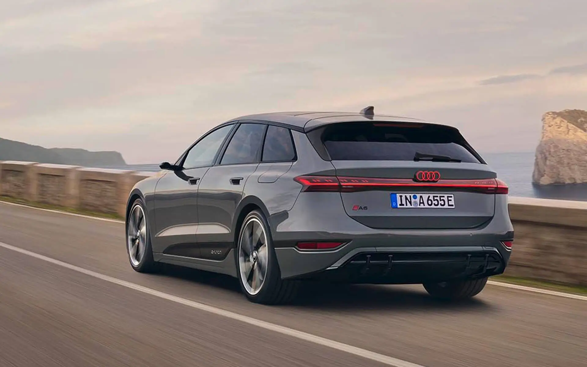 audi-a6-avant-etron.webp